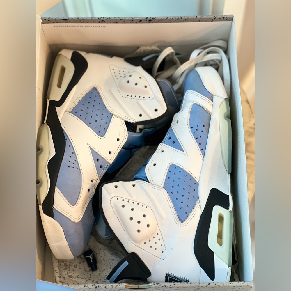 Nike Air Jordan 6 Retro UNC Home White Size 9.5 Basketball Sneakers. - Picture 9 of 10